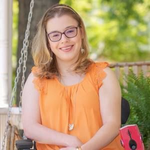 Meet your Posher, Andrea